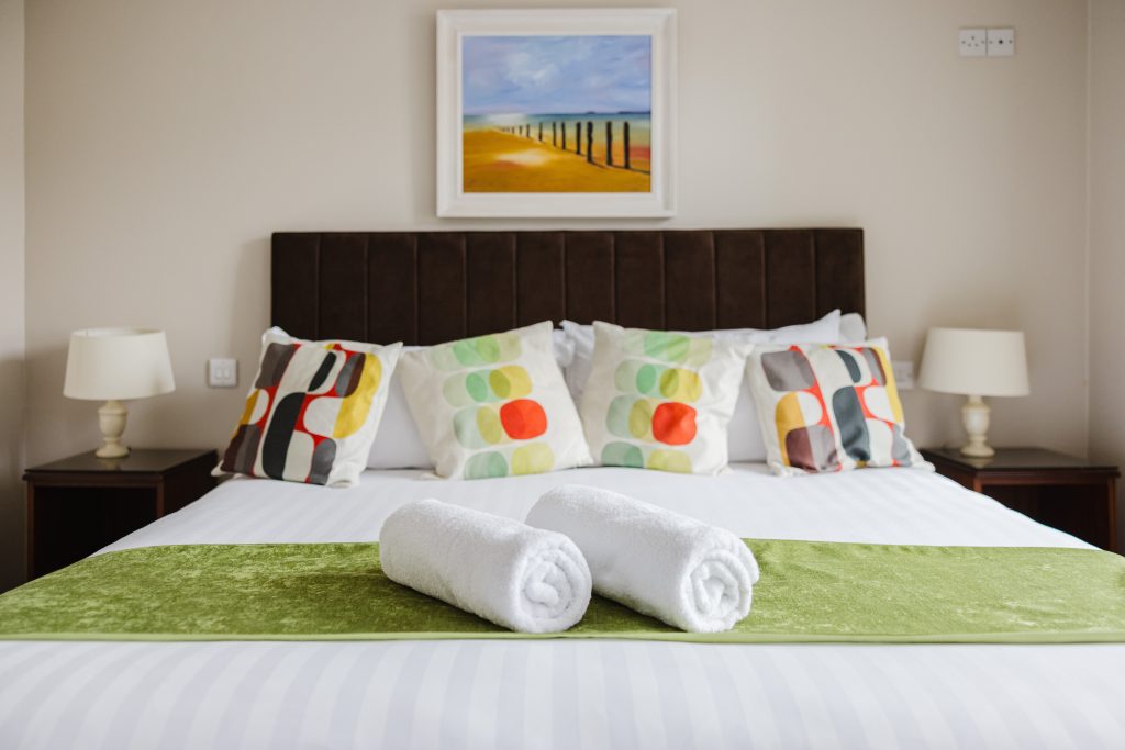 Room 2 SuperKing Bed