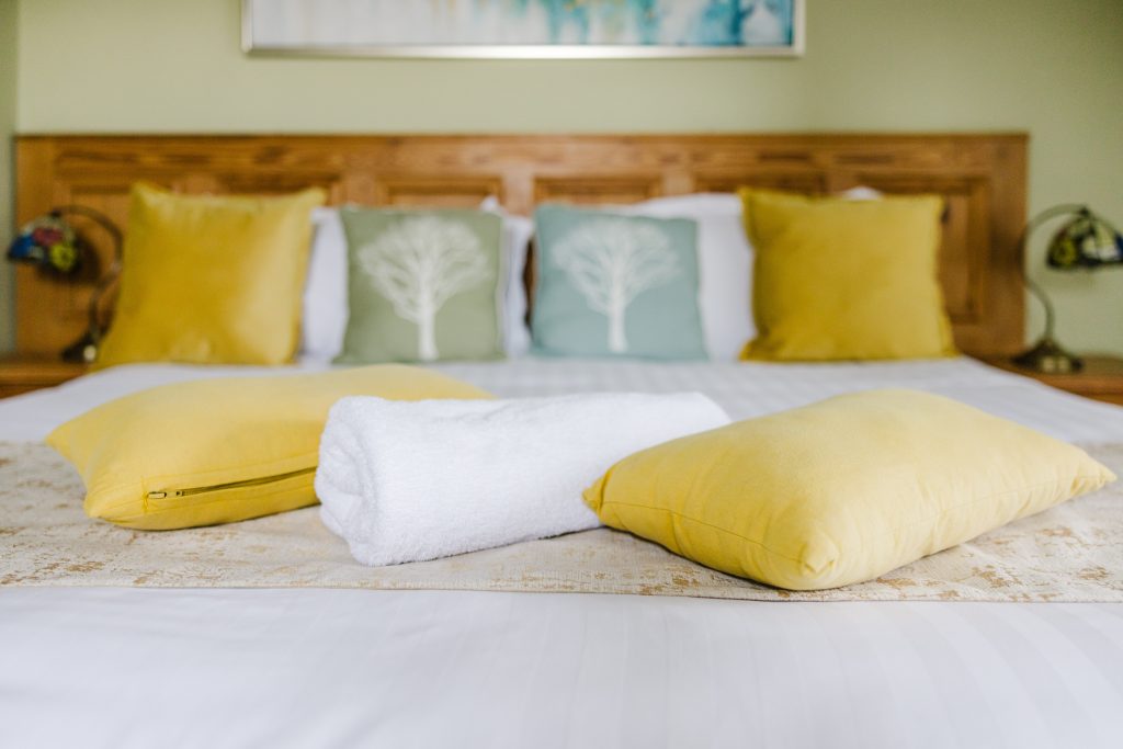 Room 8 Super King Bed